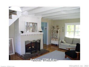 2 Grove Way in Clinton, CT - Building Photo - Building Photo