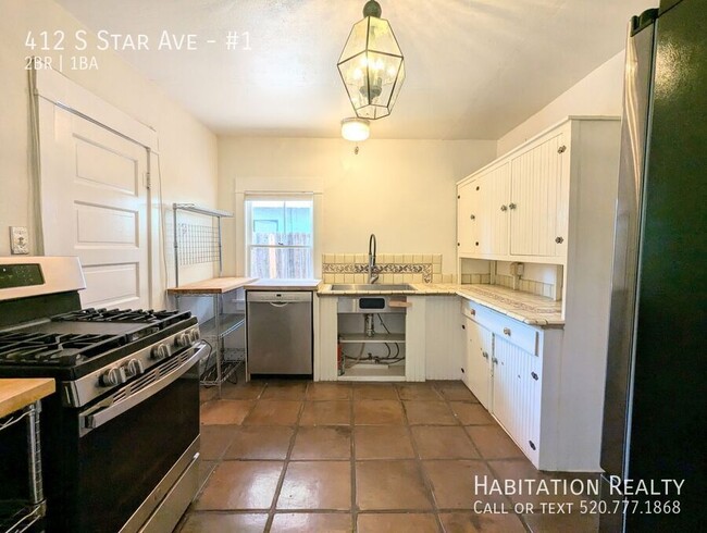 412 S Star Ave in Tucson, AZ - Foto de edificio - Building Photo