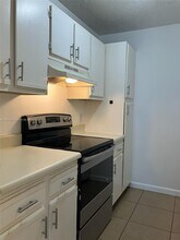 4381 W McNab Rd in Pompano Beach, FL - Foto de edificio - Building Photo