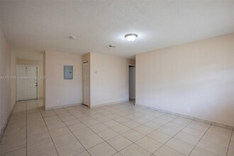 121 SW 12th Ave in Delray Beach, FL - Building Photo - Building Photo