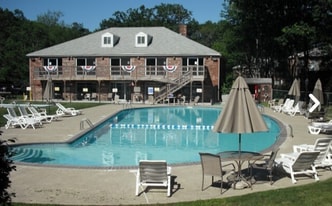 25 Farrwood Ave, Unit #4 in North Andover, MA - Building Photo