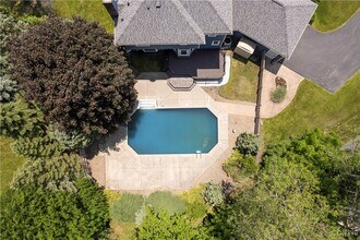 3306 Glen Abbey Terrace in Phoenix, NY - Building Photo - Building Photo
