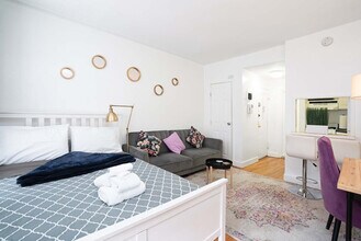 1432 2nd Ave in New York, NY - Building Photo - Building Photo