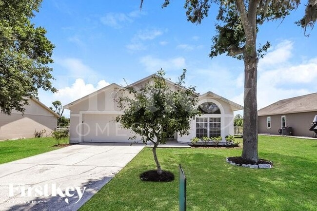 property at 3909 Creek Woods Dr