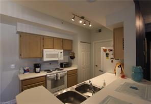 4710 St Croix Ln-Unit -224 in Naples, FL - Foto de edificio - Building Photo