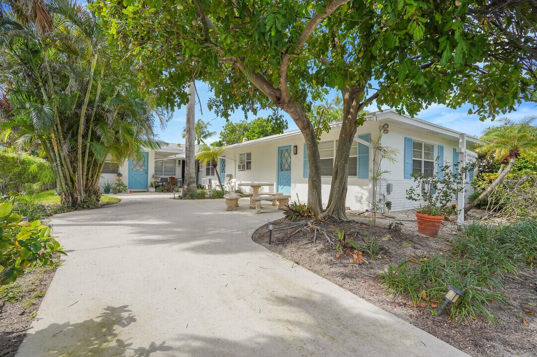 112 Sandal Ln in West Palm Beach, FL - Building Photo