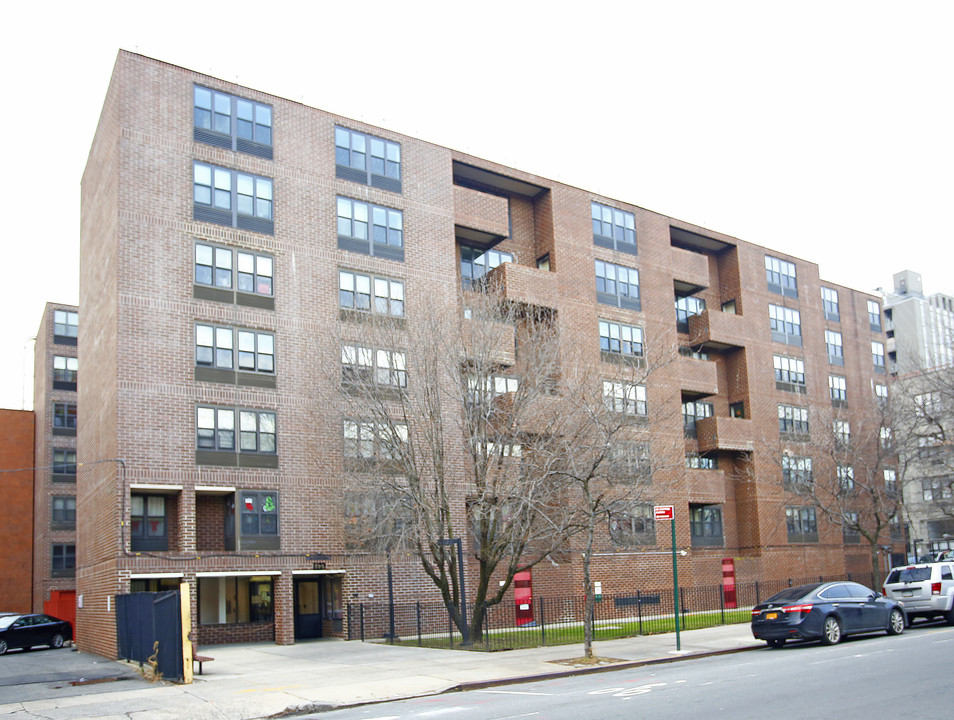 CABS Senior Housing in Brooklyn, NY - Foto de edificio