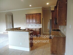 1835 Leann Ln in Irving, TX - Building Photo - Building Photo