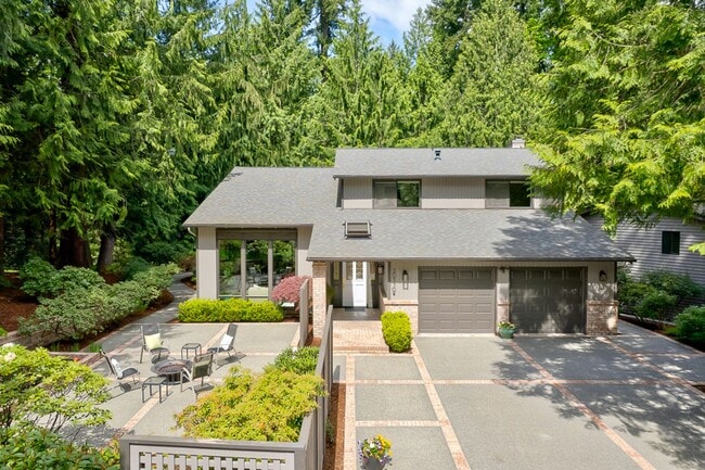 20530 NE 66th St in Redmond, WA - Building Photo - Building Photo