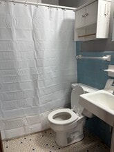 1338 Colonial Dr in Tallahassee, FL - Building Photo - Building Photo