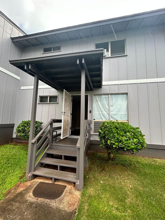 98-1422-1422 Koaheahe St in Pearl City, HI - Building Photo - Building Photo