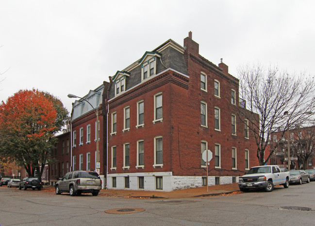 2201 S 11th St in St. Louis, MO - Foto de edificio - Building Photo