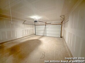 219 Sosie St in Marion, TX - Building Photo - Building Photo