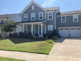 Room in House on Aintree Ave in Holly Springs, NC - Building Photo