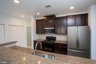 523 Carson Terrace in Huntingdon Valley, PA - Building Photo - Building Photo