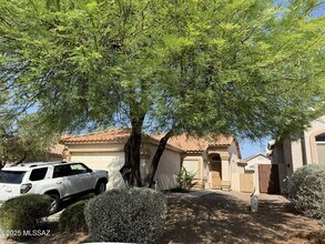 12213 N Makayla Canyon Dr in Oro Valley, AZ - Building Photo - Building Photo