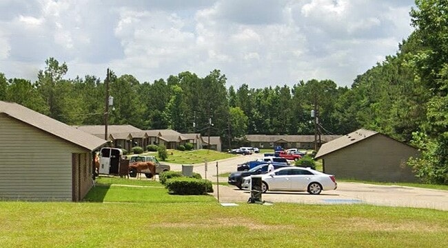 property at 2533 LA-10