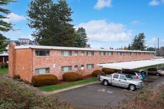 2028 W Meeker St in Kent, WA - Foto de edificio - Building Photo