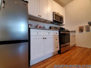 168 Northampton St, Unit 4 in Boston, MA - Foto de edificio - Building Photo