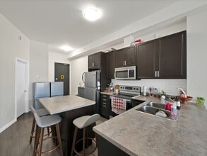 85b Morrell St in Brantford, ON - Building Photo - Building Photo