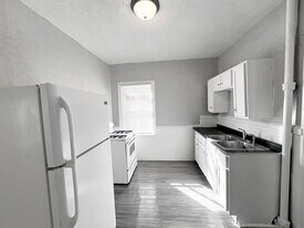 2708 7th Ave in Rock Island, IL - Building Photo