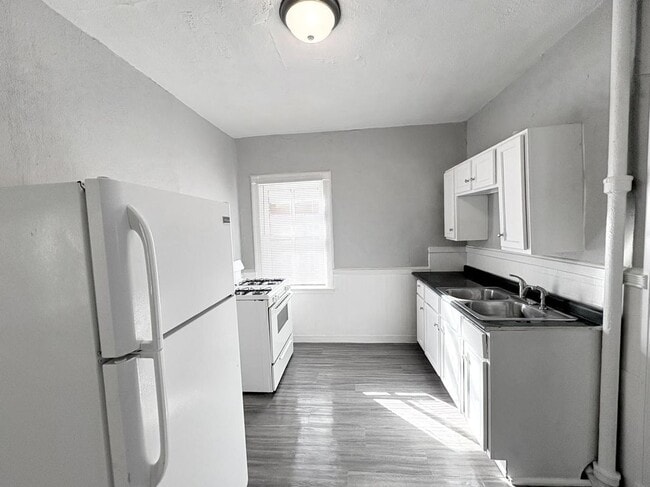 property at 2708 7th Ave