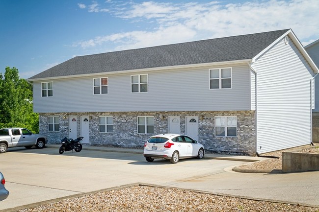 Blue Heron Townhomes in Waynesville, MO - Building Photo - Building Photo