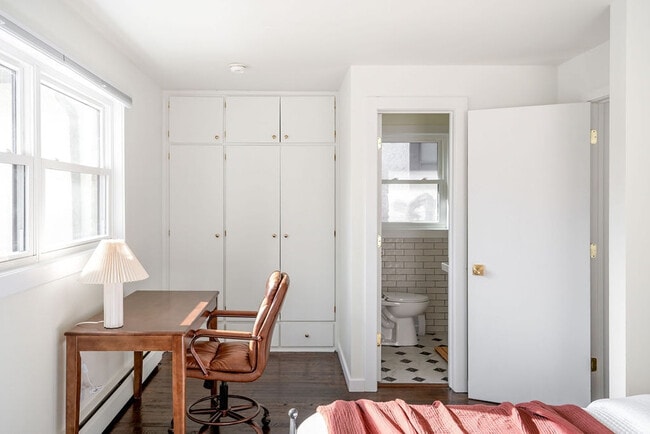 120 S Fairchild St in Madison, WI - Building Photo - Building Photo