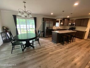 202 Greenfield Ave in Ballston Spa, NY - Building Photo - Building Photo
