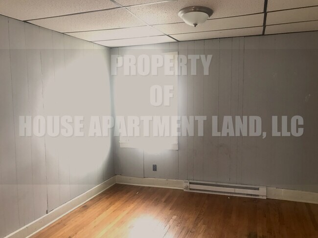 42 Main St, Unit 3 in Depew, NY - Building Photo - Building Photo