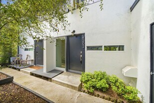 4200 Shorecrest Ln in Newport Beach, CA - Building Photo