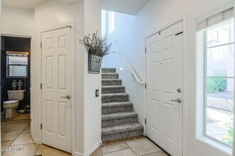 5344 W Molly Ln in Phoenix, AZ - Building Photo - Building Photo