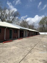 4831 Sycamore Ave in Pasadena, TX - Building Photo