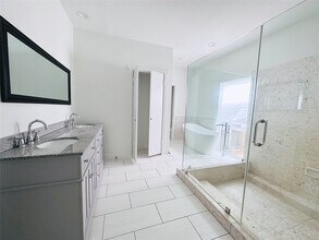 3202 La Quinta Dr in Missouri City, TX - Building Photo - Building Photo