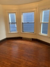 186 Claremont Ave, Unit Rear in Buffalo, NY - Building Photo - Building Photo