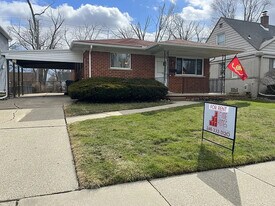 2043 Ellwood Ave in Berkley, MI - Building Photo