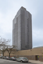 Promenade Condominiums in New York, NY - Building Photo - Building Photo