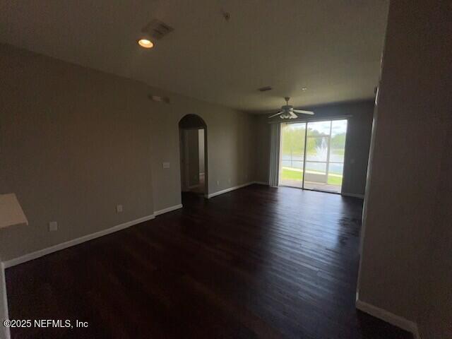 7801 Point Meadows Dr in Jacksonville, FL - Building Photo - Building Photo