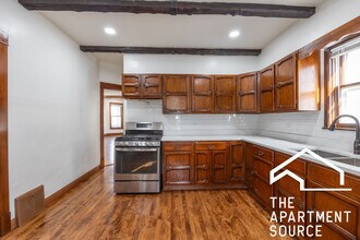 5311 W Berenice Ave, Unit 1 in Chicago, IL - Building Photo - Building Photo