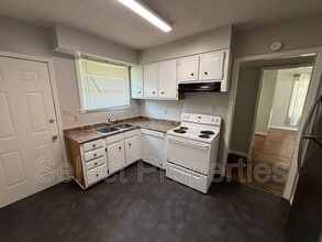 717 Flint St in Jonesboro, AR - Building Photo - Building Photo