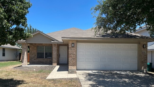 property at 1722 Coxwold Ct
