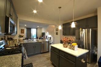 3S624 Everton Dr in Warrenville, IL - Building Photo - Building Photo