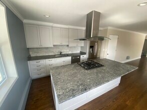 5240 W Belmont Ave in Chicago, IL - Building Photo - Building Photo