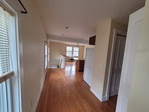 30 Winter St, Unit 5 in Topsham, ME - Building Photo - Building Photo