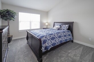 6639 Mill Creek Dr, Unit B in Kalamazoo, MI - Building Photo - Building Photo