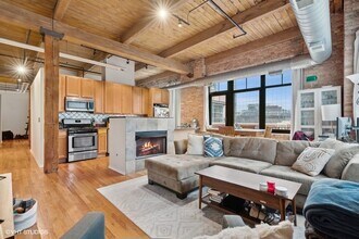 625 W Jackson Blvd in Chicago, IL - Building Photo - Building Photo