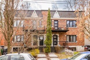 3058 Lacombe Av in Montréal, QC - Building Photo
