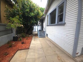 605 N Juanita Ave, Unit B in Redondo Beach, CA - Building Photo - Building Photo