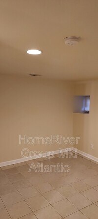 2912 Brighton St photo'