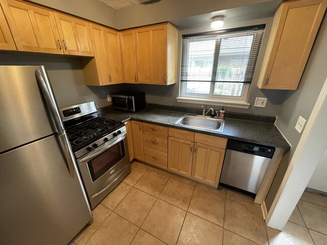 9424 Polk St in Taylor, MI - Building Photo - Building Photo